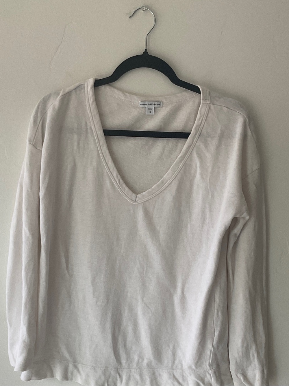 James Perse Cream V-Neck Pullover Sweatshirt
